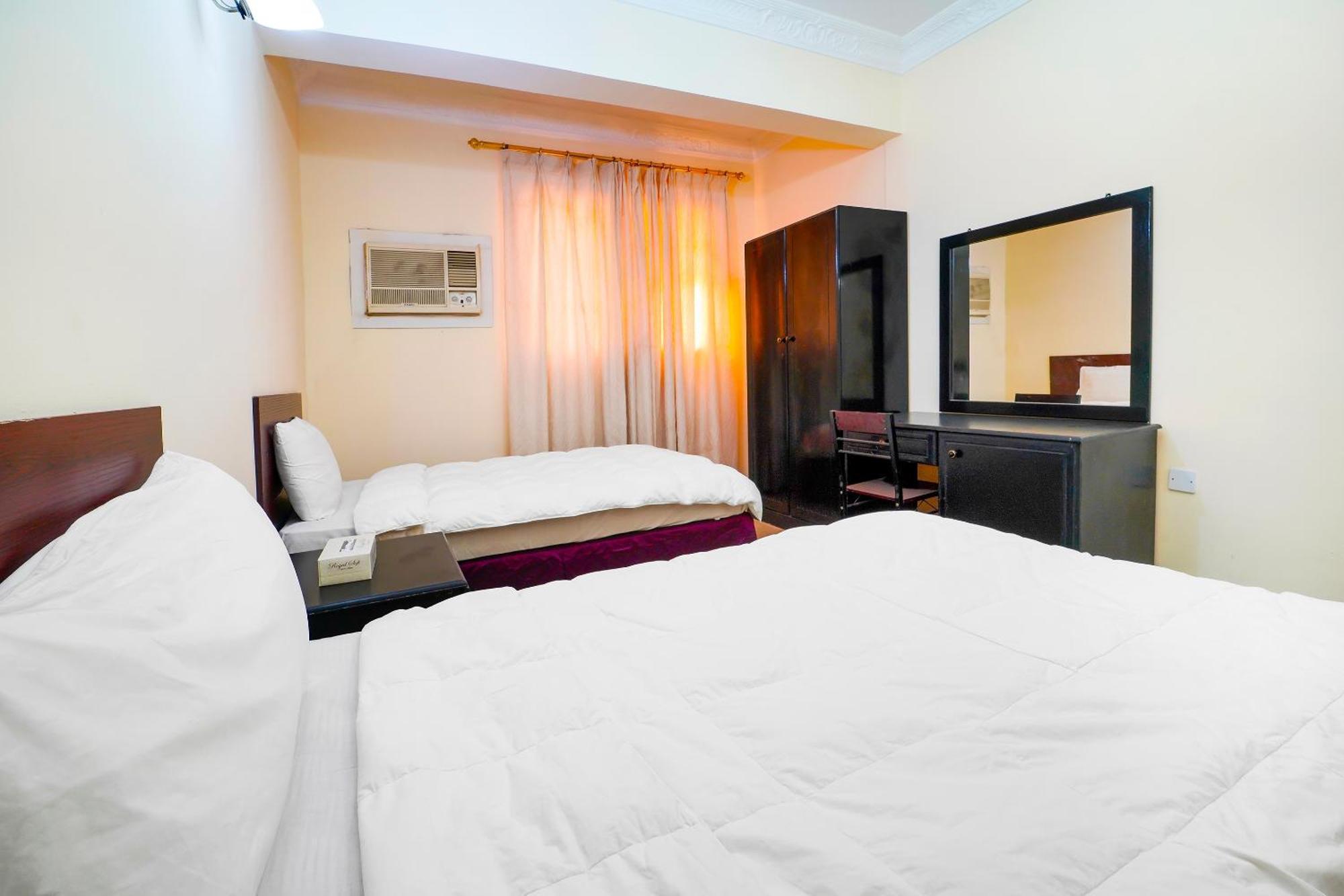 Oyo 124 Al Salam Palace Hotel Манама Экстерьер фото